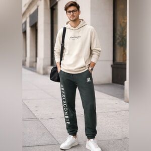 Abercrombie & Fitch Dark Green Joggers size 15/16 kids